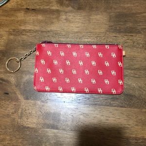 Dooney & Bourke Bags - Dooney & Bourke Wallet/Clutch Dooney & Bourke Bags - Dooney & Bourke Wallet/Clutch